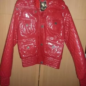 Продаётся  актуальная курточка